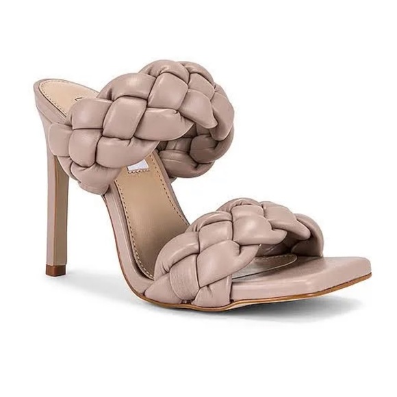 Steve Madden Shoes - NEW Steve Madden Kenney sandals size 8